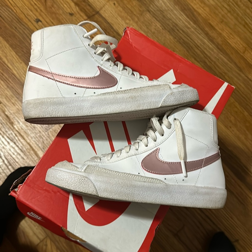 Nike blazer